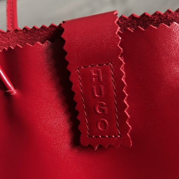 Hugo Vibrant Red leather small shopping tote Bag - Picture 5 of 17